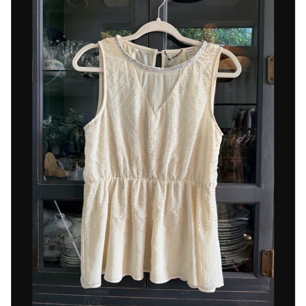 BKE Sleeveless Beaded Blouse - Medium
